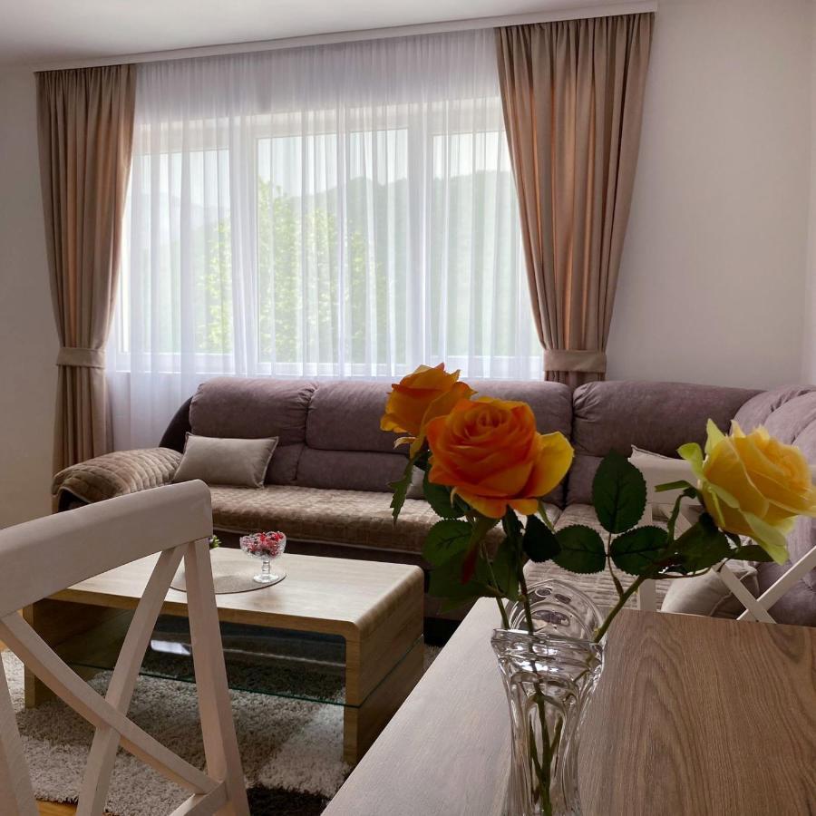 Apartment Varezic プルジネ エクステリア 写真