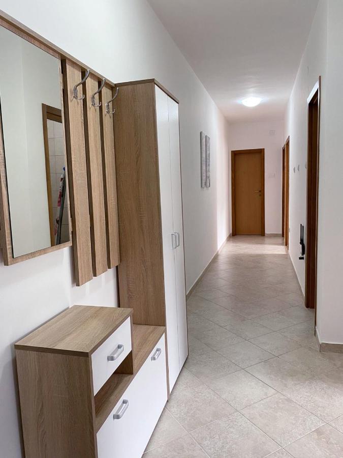 Apartment Varezic プルジネ エクステリア 写真